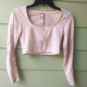 Victoria's Secret Zip Up Crop Top Light Pink is XS/XP